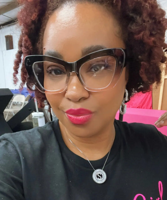 Donna Oversized Cat-eye Square Eyeglasses SOG