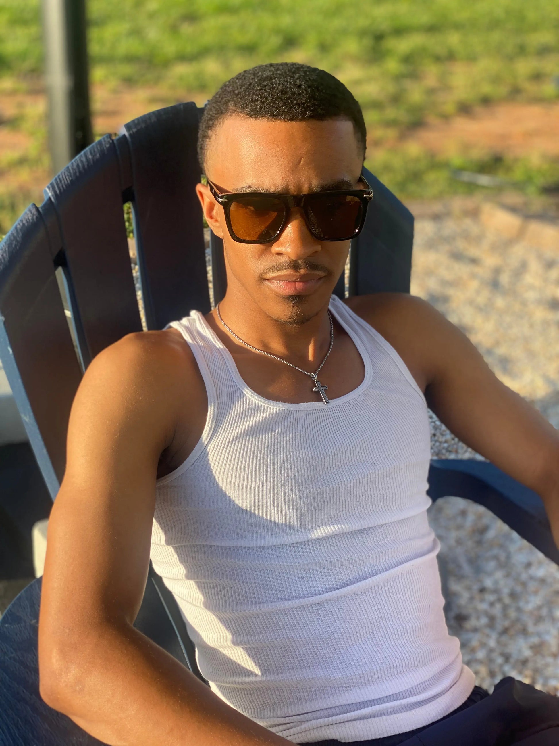 TAYLOR Square Sunglasses SOG