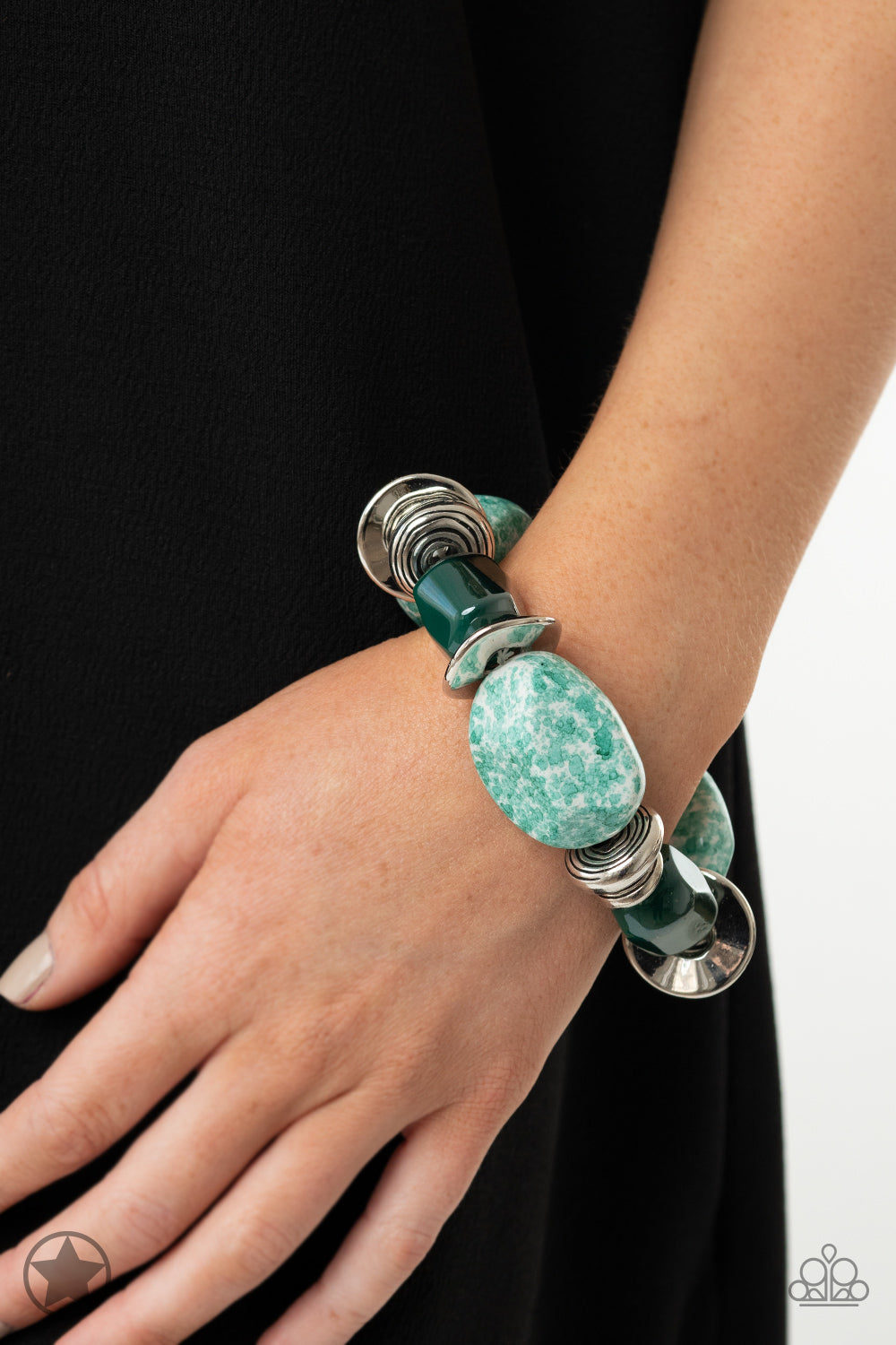 Glaze of Glory - Blue Paparazzi Accessories