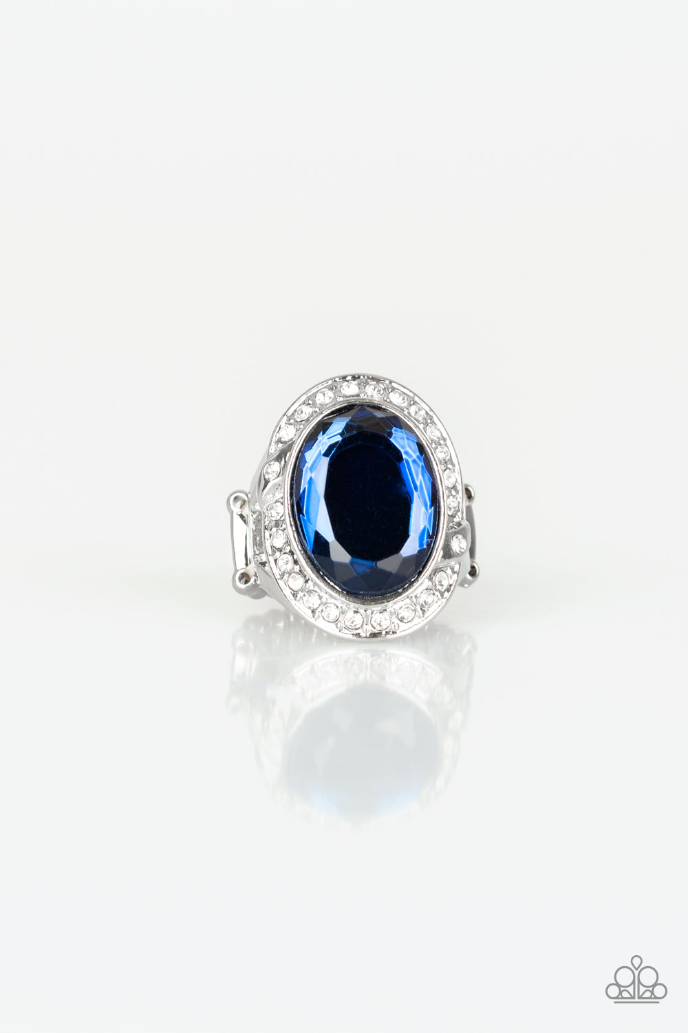 Queen Scene - Blue Paparazzi Accessories
