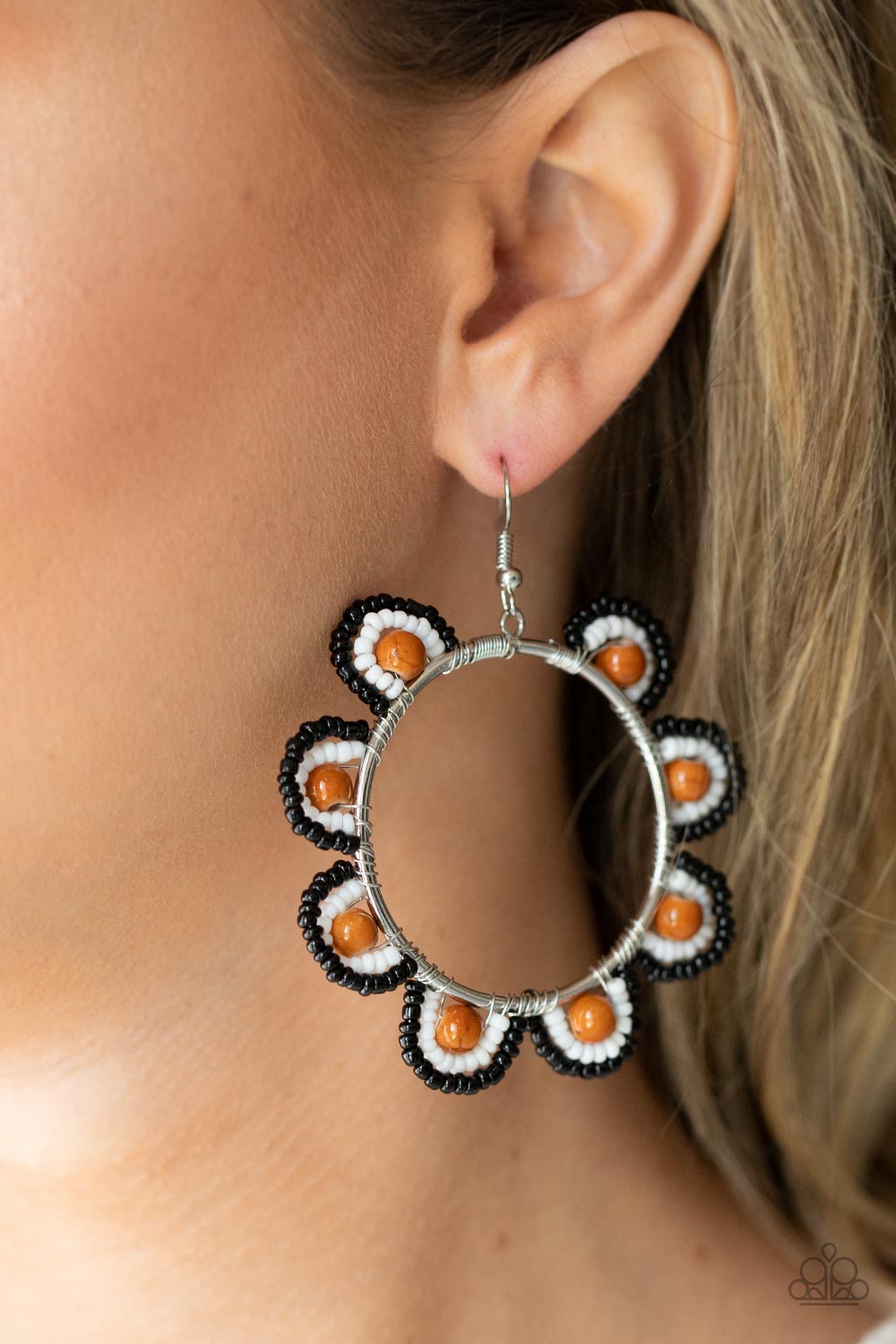 Groovy Gardens - Brown Paparazzi Accessories