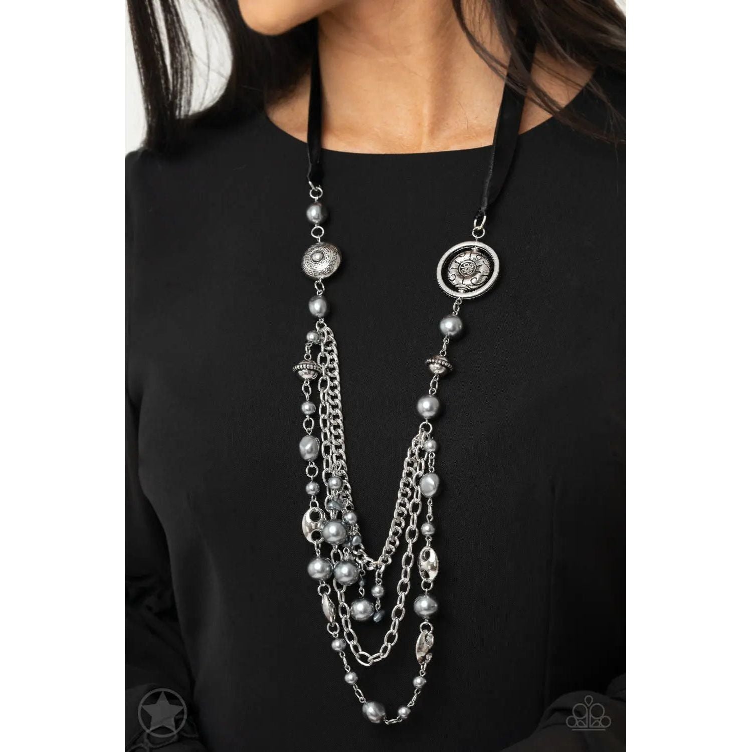 All The Trimmings - Black Paparazzi Accessories