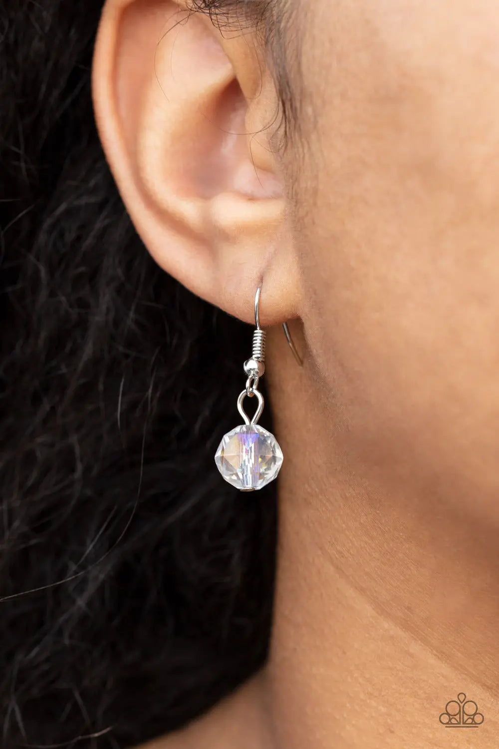 Park Avenue Palace - White Paparazzi Accessories