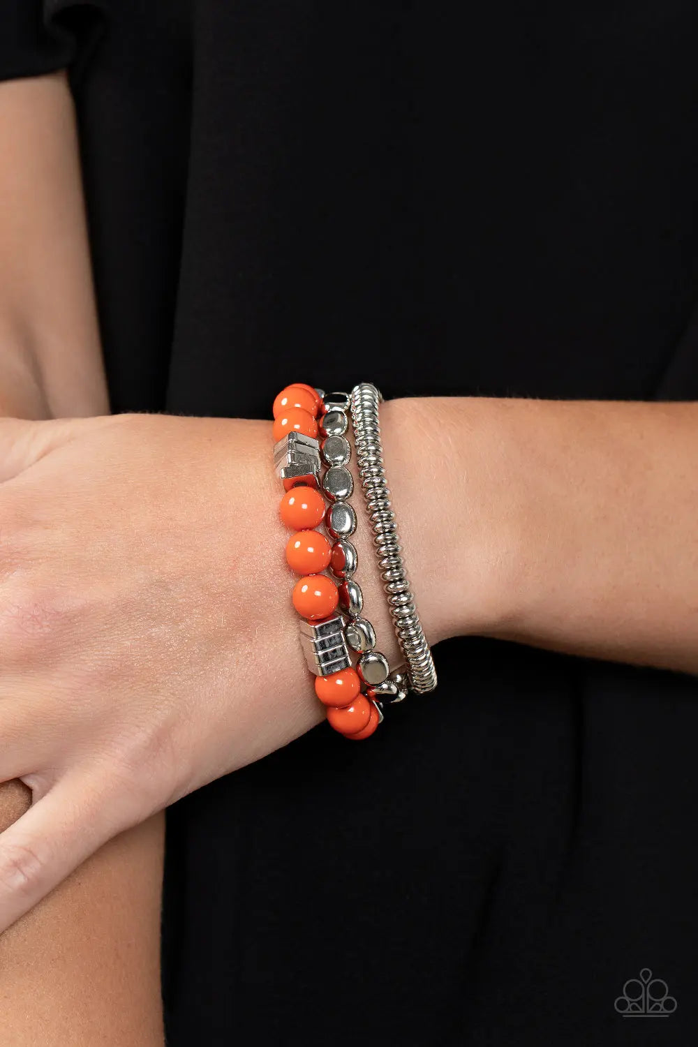 Tour de Tourist - Orange Paparazzi Accessories