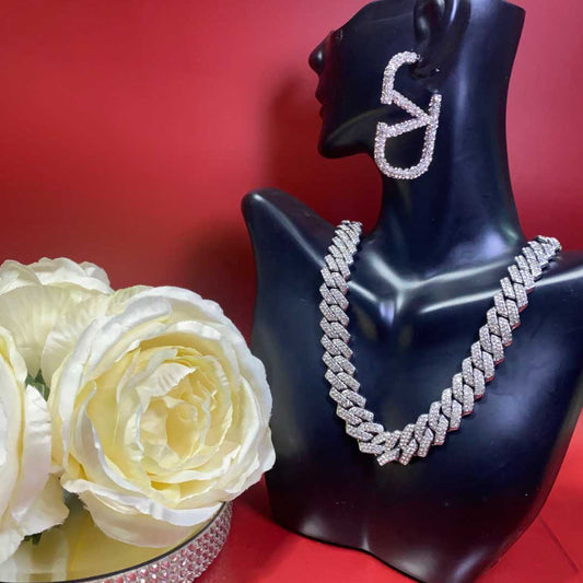 Icy Havana Link Necklace GlamChasyn