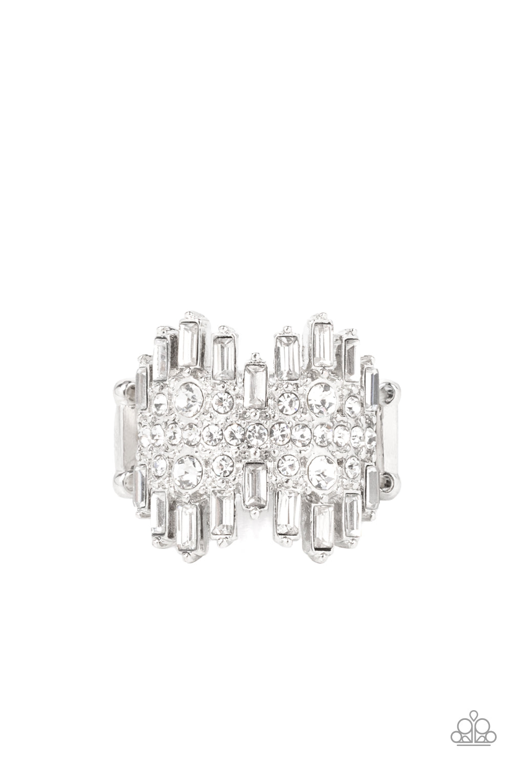 Urban Empire- White Paparazzi Accessories