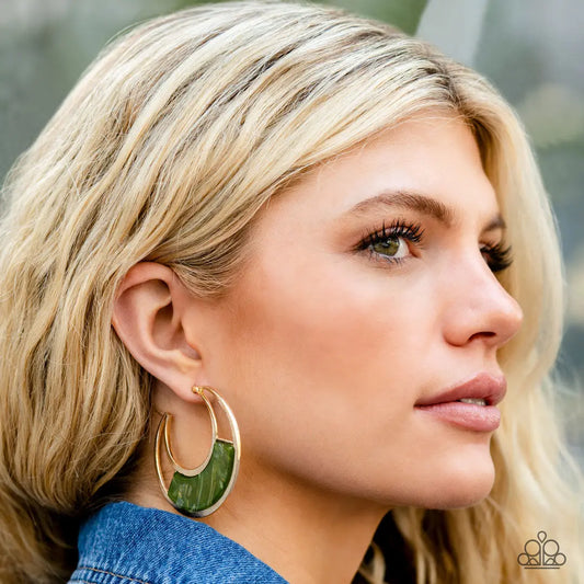 Contemporary Curves - Green Paparazzi Accessories