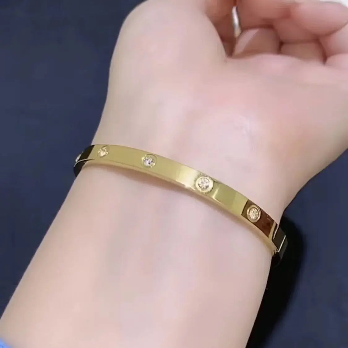 Lux Life Bangles SOG