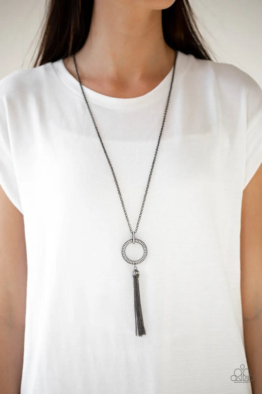 Straight To The Top - Black Paparazzi Accessories
