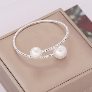 Take a Dive Pearl Bracelet GlamChasyn